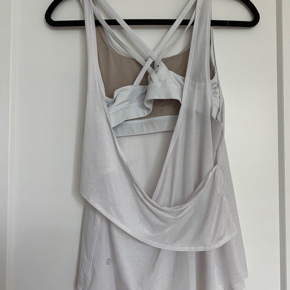 Lululemon tank with built in bra - Picture 3 of 3